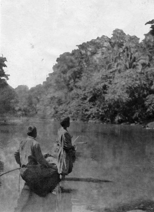 Photograph of the Tsimane people taken during the 1913 to 1914 expedition to Rio Maniqui in northeastern Bolivia. (Public domain)