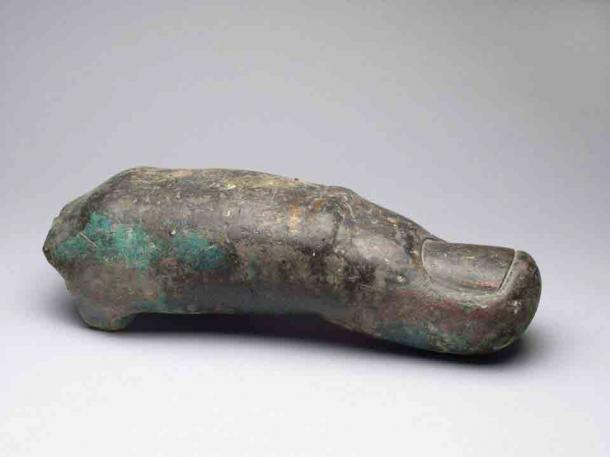 The missing bronze finger from Emperor Constantine’s colossal statue spent more than a century mislabeled as a toe. Source: (Hervé Lewandowski / RMN (Musée d'Orsay)