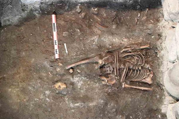 One of the skeletons found in the basement level of Stavanger Cathedral, above the layer that looks to be an ancient Viking settlement. (Jani Causevic / NIKU)
