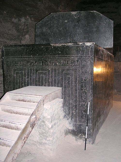 mystery of the 100 ton ‘boxes’ at the serapeum of saqqara
