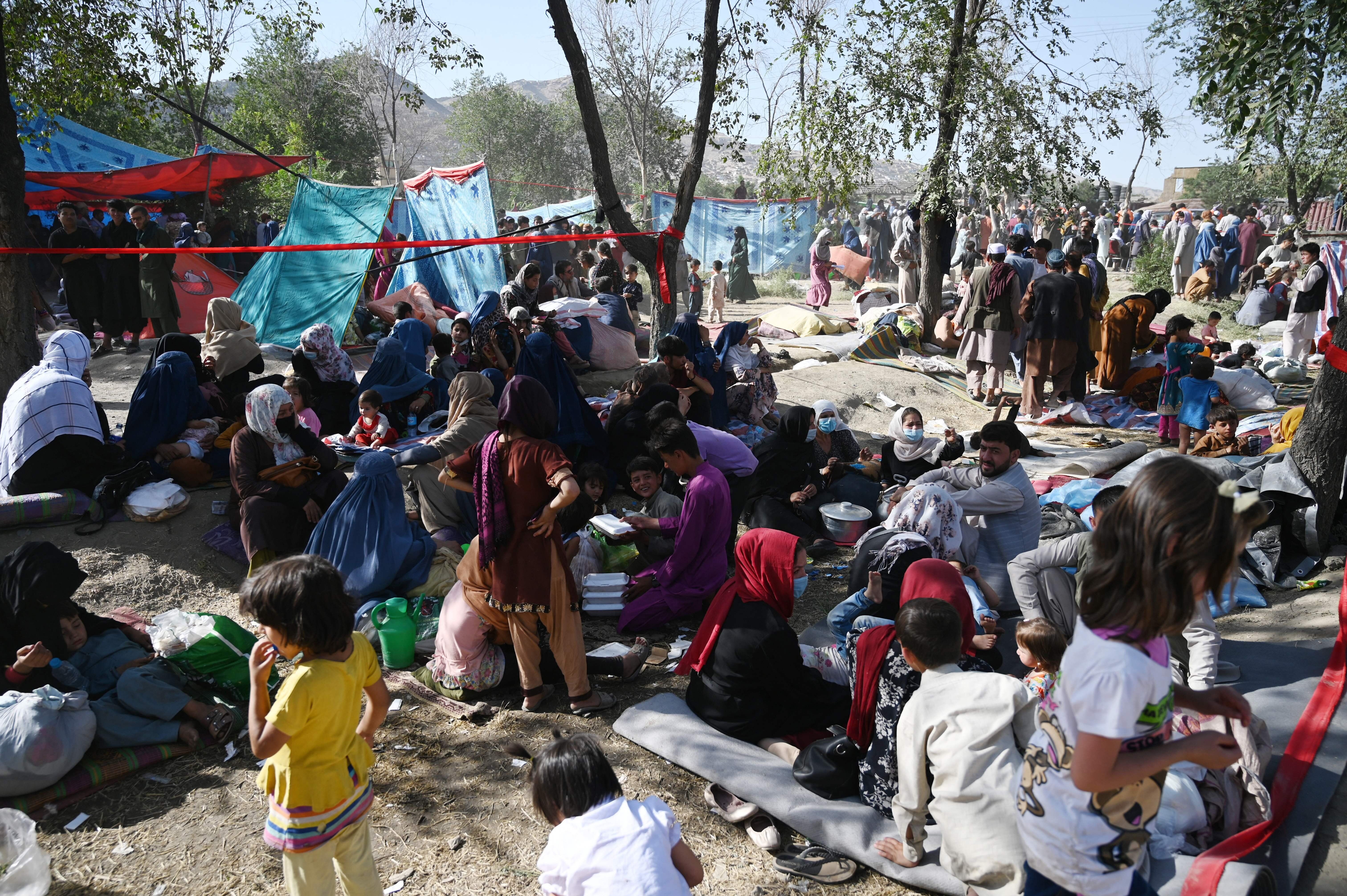 Internally displaced Afghan families, who fled from Kunduz and Takhar province due to battles between Taliban and Afghan secu