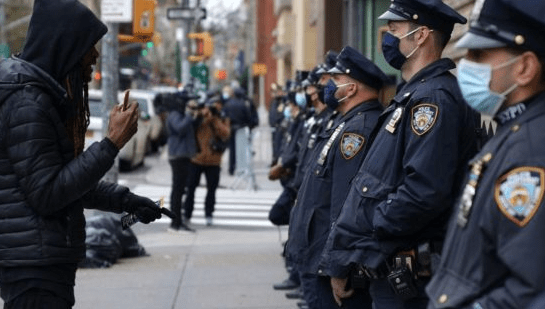 12 NYPD Officers Relocate to a Single Florida Police Department as ‘Anti-Cop Sentiment’ Grows Image-1888