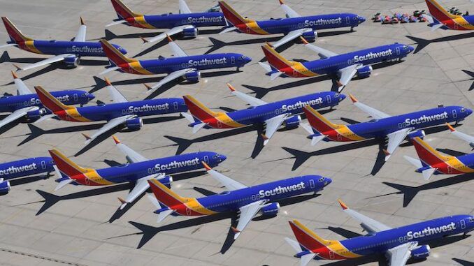 Southwest airline staff reject NWO vax mandate and stage huge walk-out