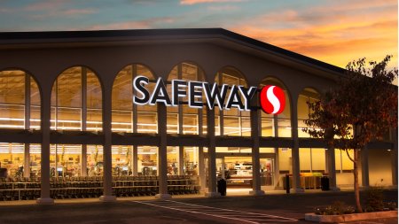 Pharmacy manager QUITS on store intercom, says no more “poison” Safeway