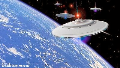 UFO NEWS ~ Look in the Sky! It's a Bird. It's a Plane. It's a CUBE plus MORE Russia+Can%E2%80%99t+Defend+Against+Space+Aliens,+Reveals+Official
