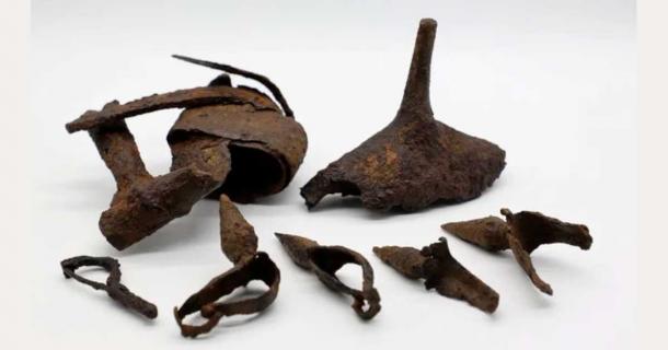 Goods with Celtic influence found in Przeworsk burial at Velyka Dibrova, Lviv region, Ukraine. Source: V. Sydorovych / Lviv Regional Council