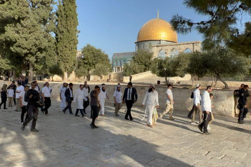 Fanatic Jewish settlers stormed Al-Aqsa mosque compound accompanying with Israeli riot police within the Rosh Hashanah, the Jewish New Year in Jerusalem on September 26, 2022. [Jerusalem Islamic Waqf - Anadolu Agency]