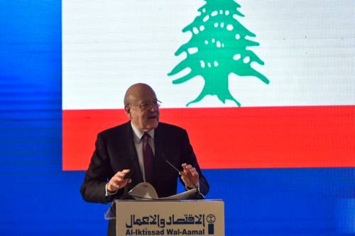 Lebanese Prime Minister Najib Mikati speaks at the Arab Economic Forum in Beirut, Lebanon on December 22, 2022. [Houssam Shbaro - Anadolu Agency]