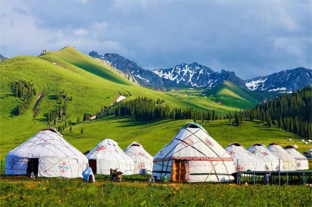 Mongolian yurts in the summer meadows in Nalati, Xinjiang Uygur Autonomous Region, China. Source: 孝通 葛 / Adobe Stock
