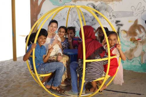Heather La Mastro with Palestinian children in Rafah