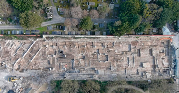 Aerial image of the excavations in progress showing the scale of the Roman megastructure uncovered in Reims, France. Source: Yoann Rabaste / INRAP