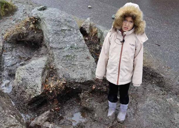 Elise, an 8-year-old student, found the Neolithic stone dagger while playing near her school in Norway. Source: Vestland County Municipality