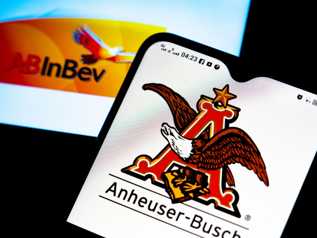 Anheuser-Busch logo.