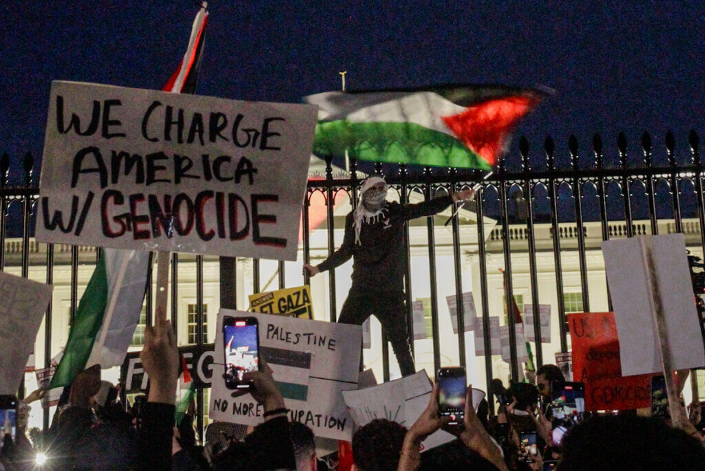 Protesters directly outside the White House gates during the National March on Washington: Free Palestine on November 4, 2023. (Photo: Laura Albast)