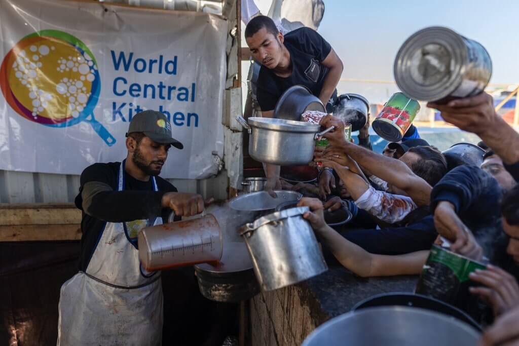 World Central Kitchen staff provide food in Gaza, January 2024. (Photo: World Central Kitchen)